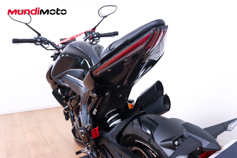 Motorbike image 9