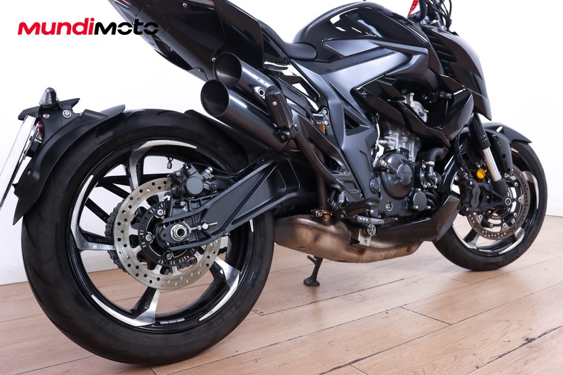 Motorbike image 3