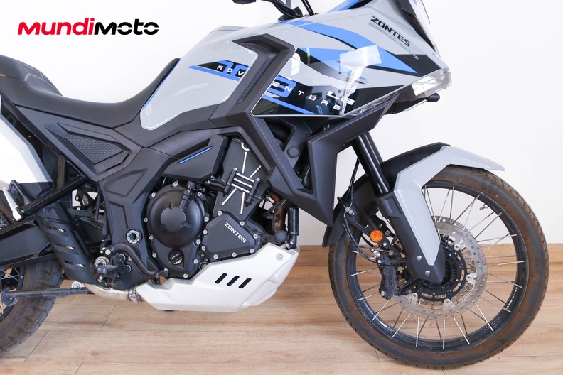 Motorbike image 12