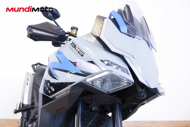 Motorbike image 4