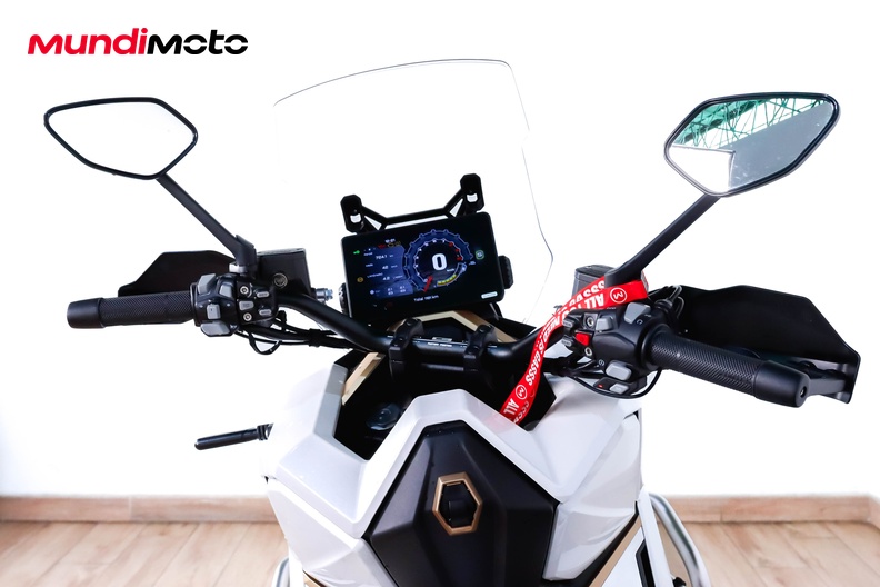 Motorbike image 10