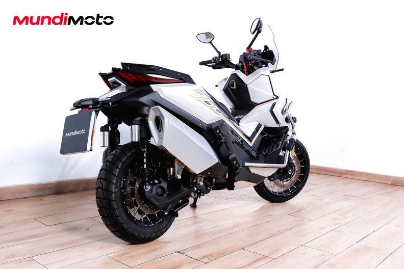 Motorbike image 2