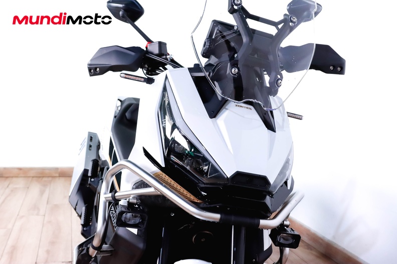 Motorbike image 4