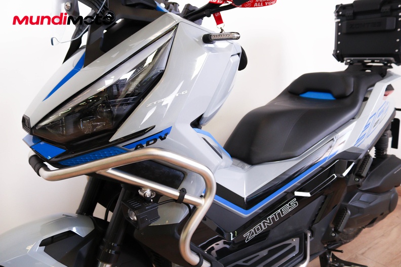 Motorbike image 8