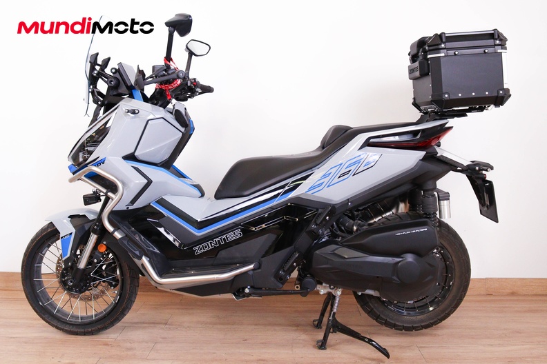 Motorbike image 5