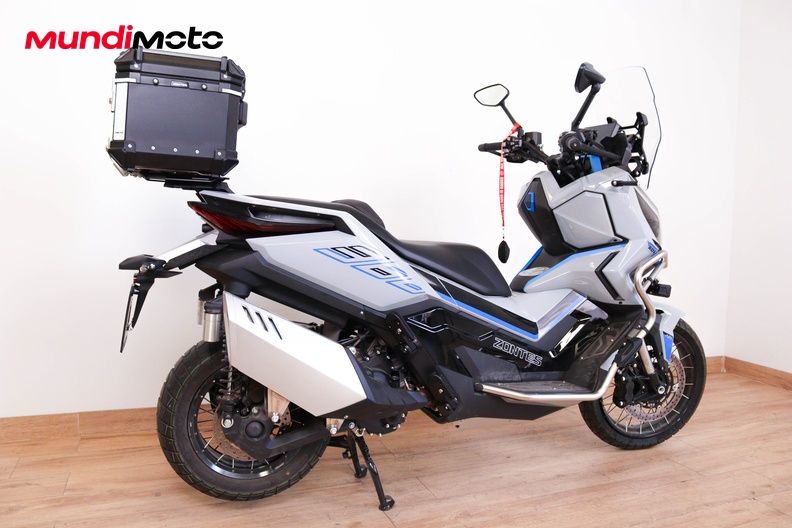 Motorbike image 2