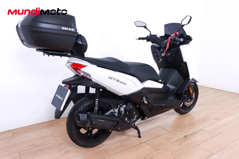 Motorbike image 2