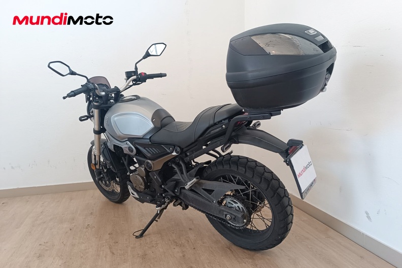 Motorbike image 7