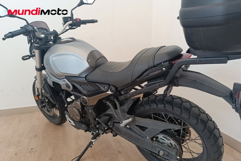 Motorbike image 8