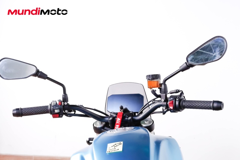 Motorbike image 10