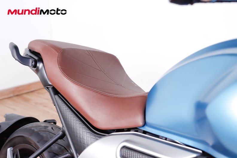 Motorbike image 12