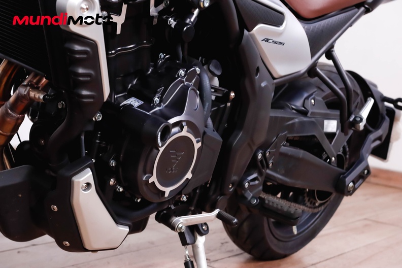 Motorbike image 8