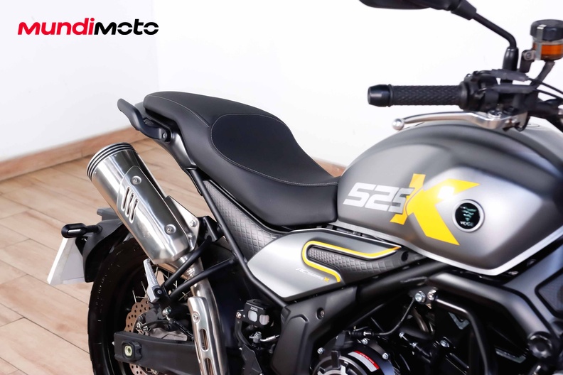 Motorbike image 13