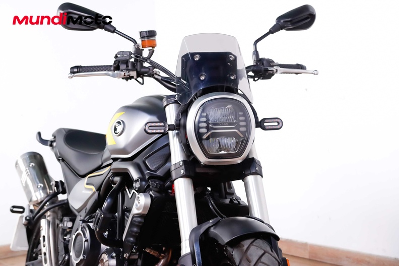 Motorbike image 4