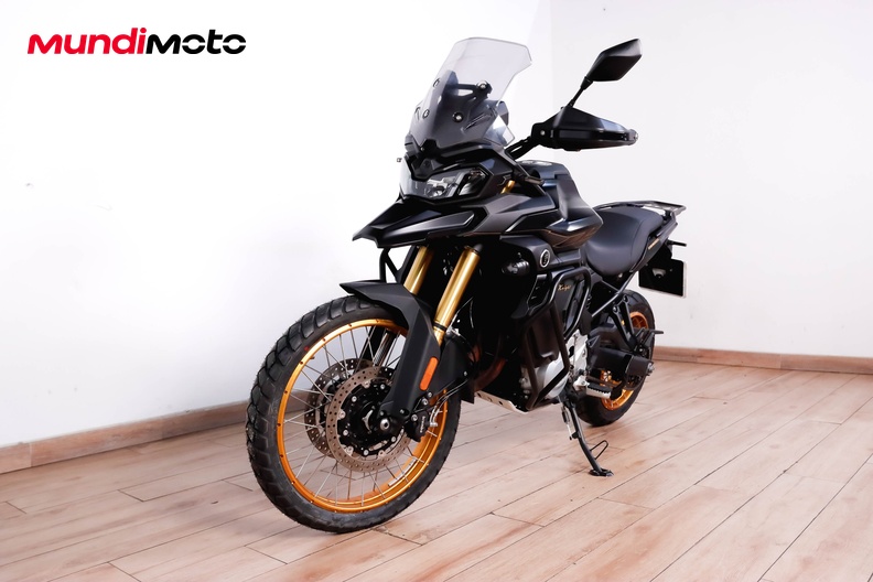 Motorbike image 7