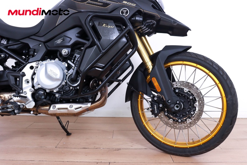 Motorbike image 12
