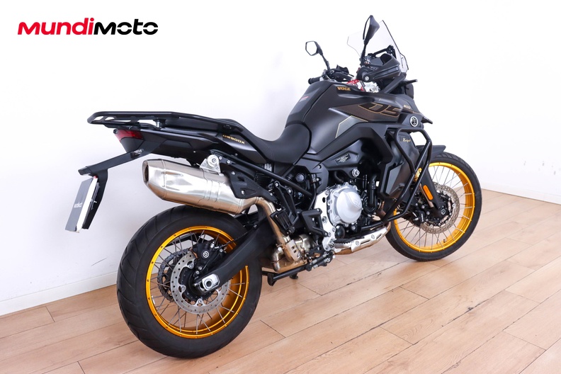 Motorbike image 2