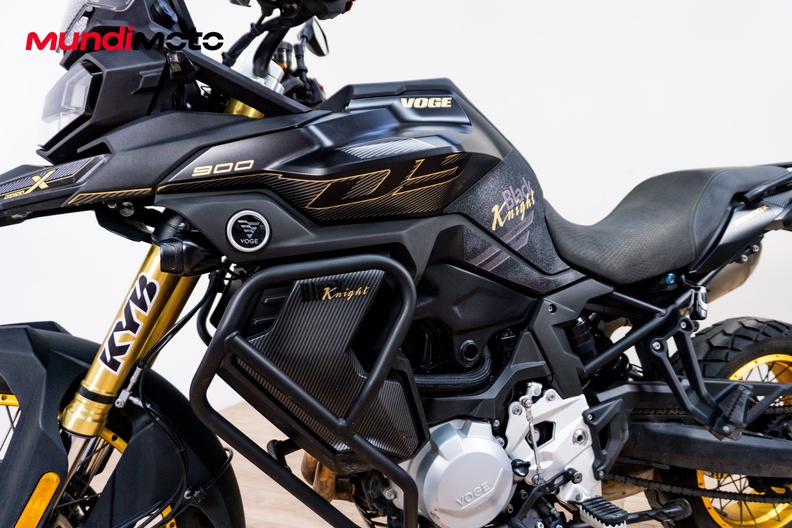 Motorbike image 9