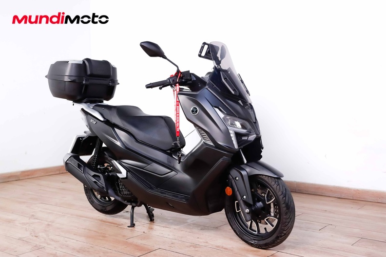 Motorbike image 1