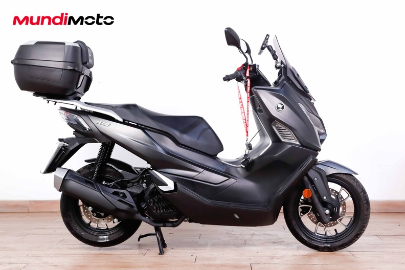 Motorbike image 0