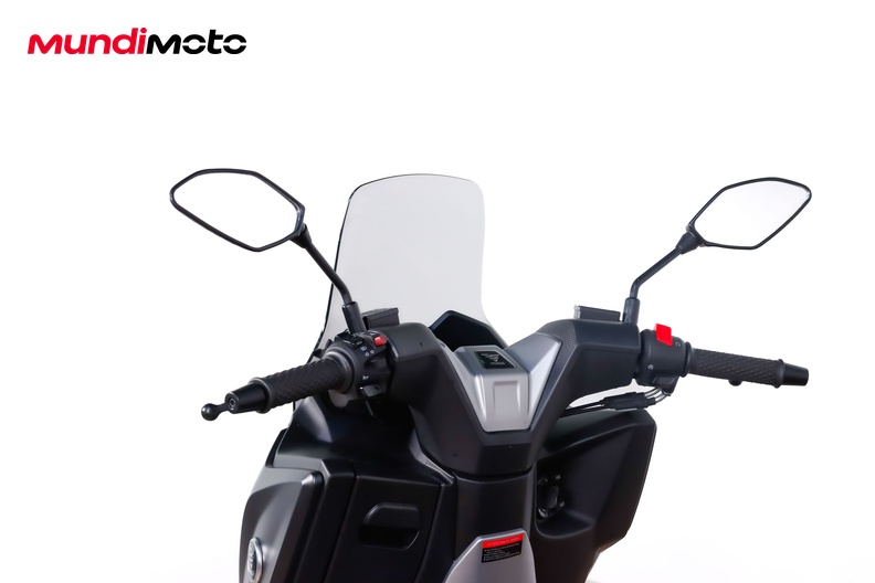 Motorbike image 10