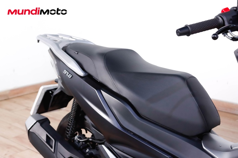 Motorbike image 13