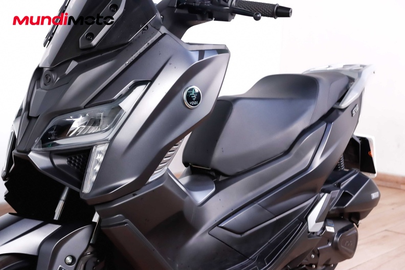 Motorbike image 8