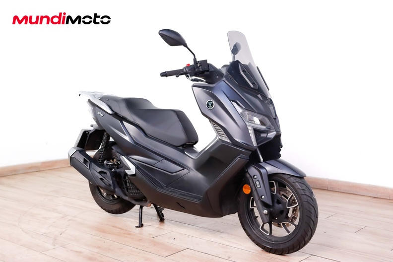 Motorbike image 1