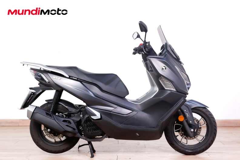 Motorbike image 0