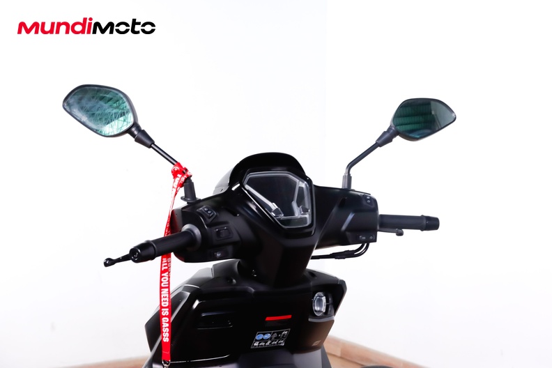 Motorbike image 10