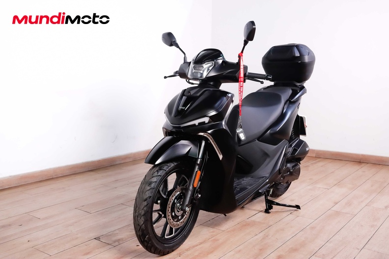 Motorbike image 7