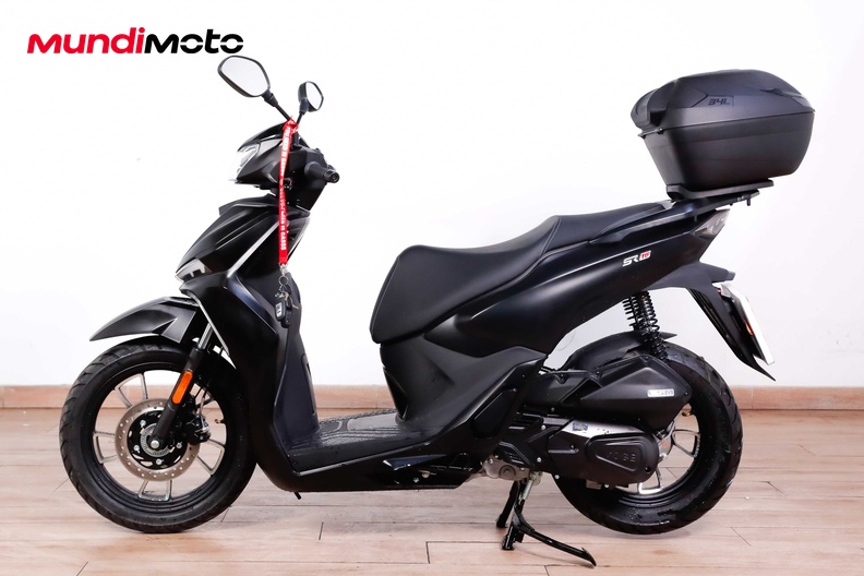 Motorbike image 5