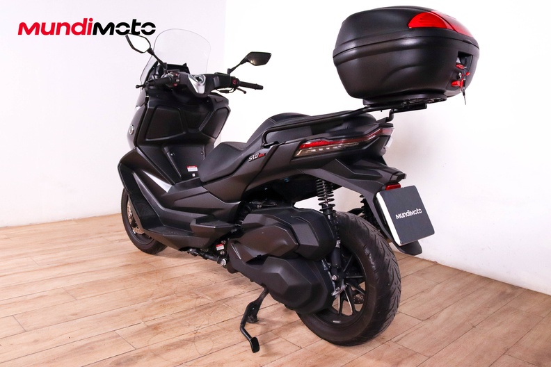 Motorbike image 6