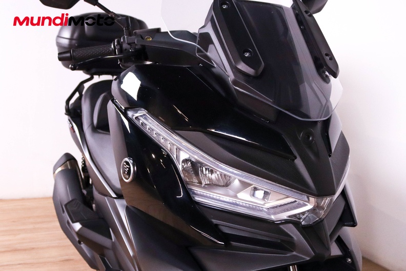 Motorbike image 4