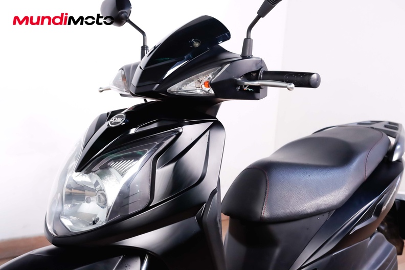 Motorbike image 8