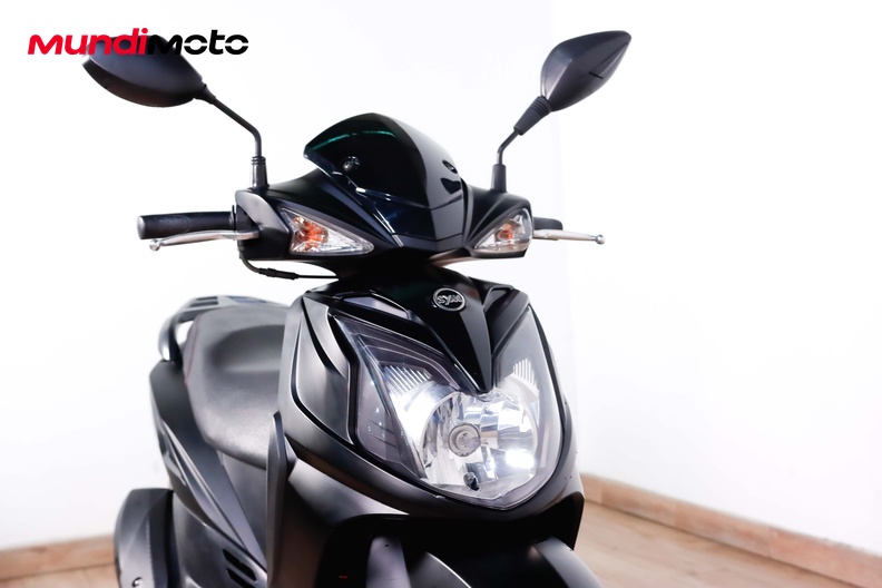 Motorbike image 4