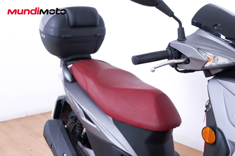 Motorbike image 12