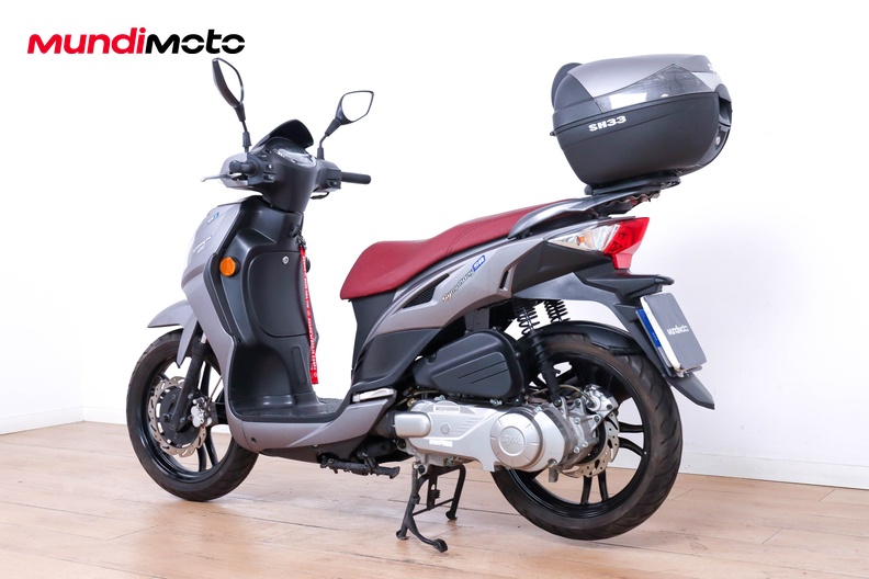 Motorbike image 6