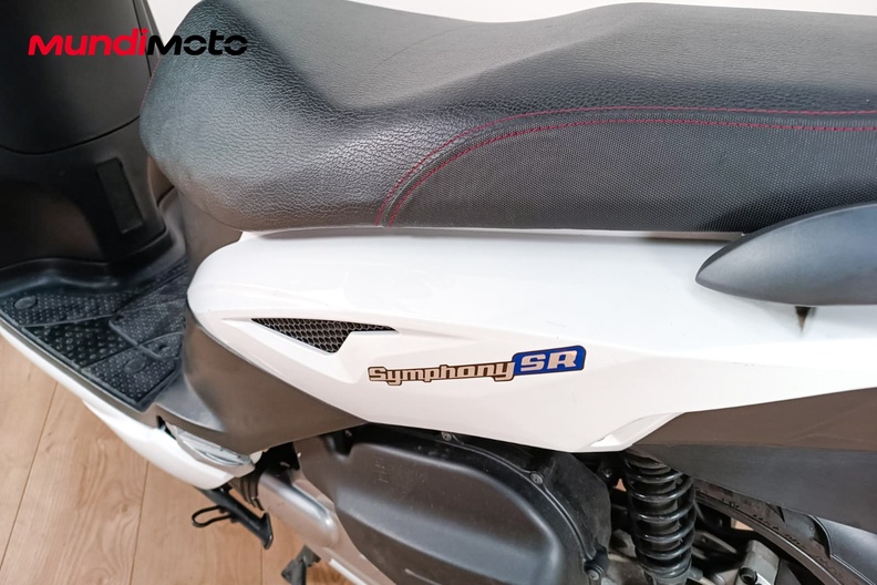 Motorbike image 8