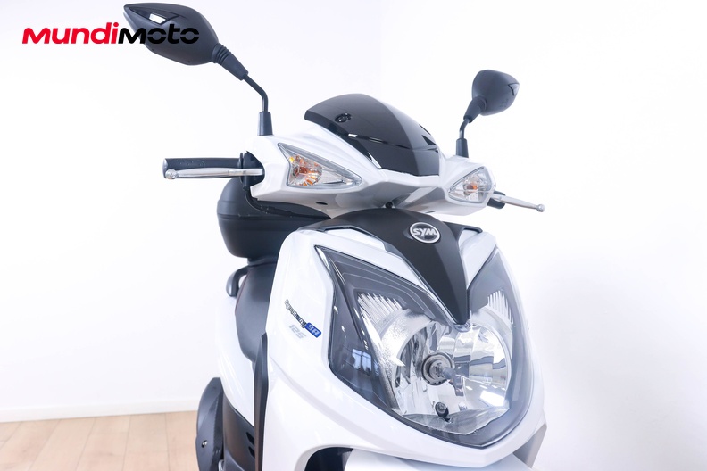Motorbike image 4