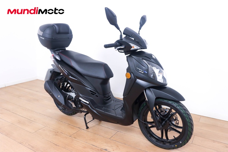 Motorbike image 1