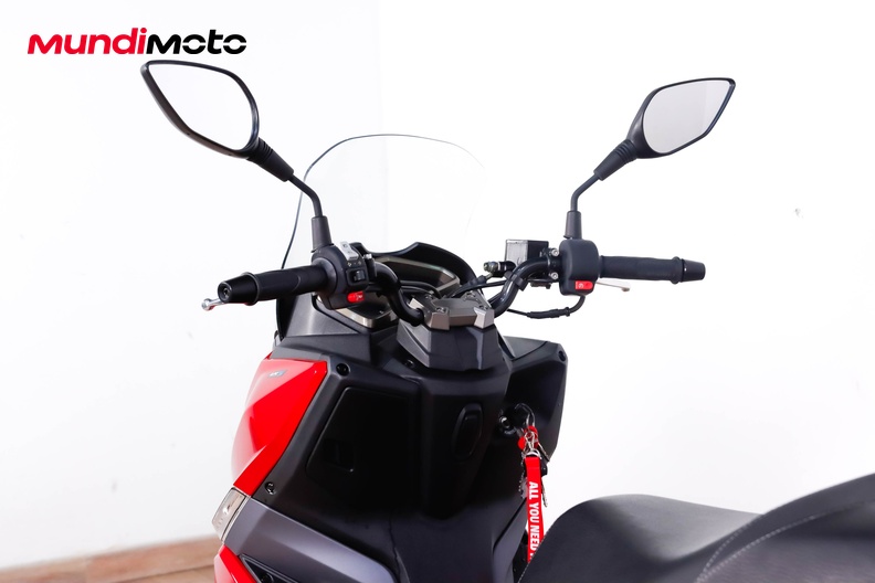 Motorbike image 10