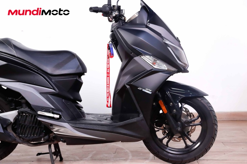 Motorbike image 12