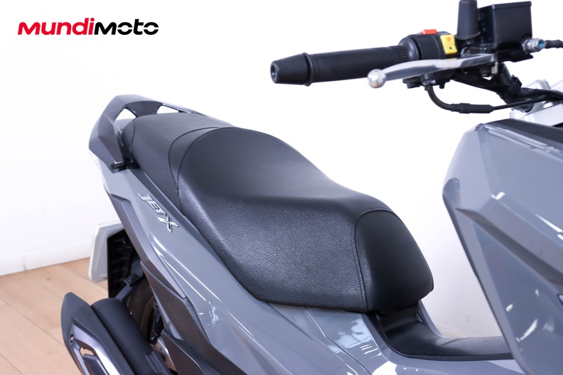 Motorbike image 12
