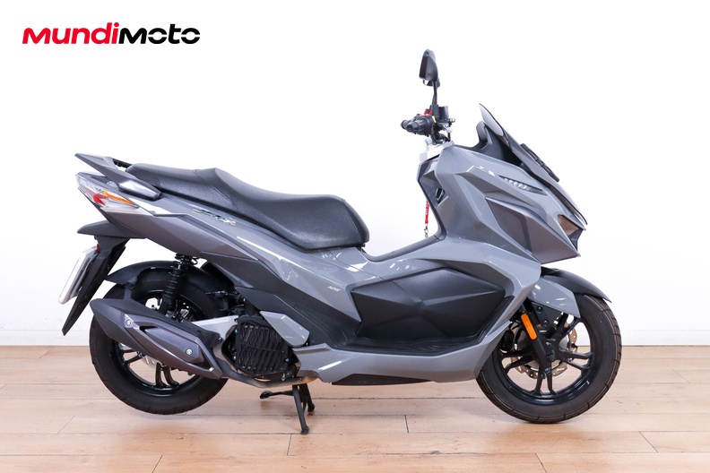 Motorbike image 0