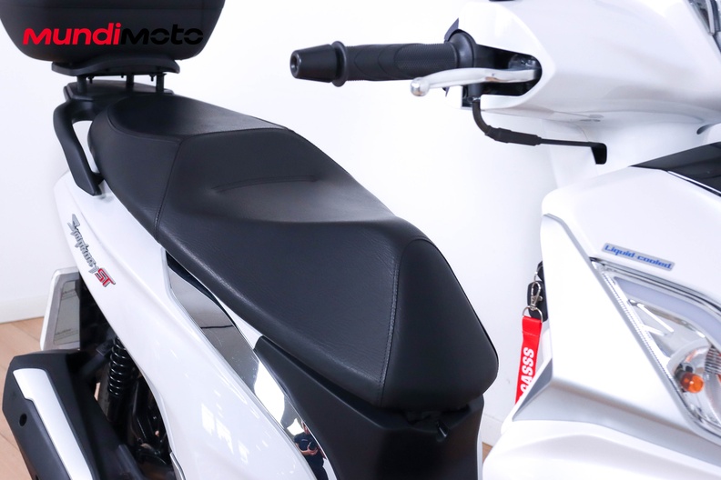 Motorbike image 12