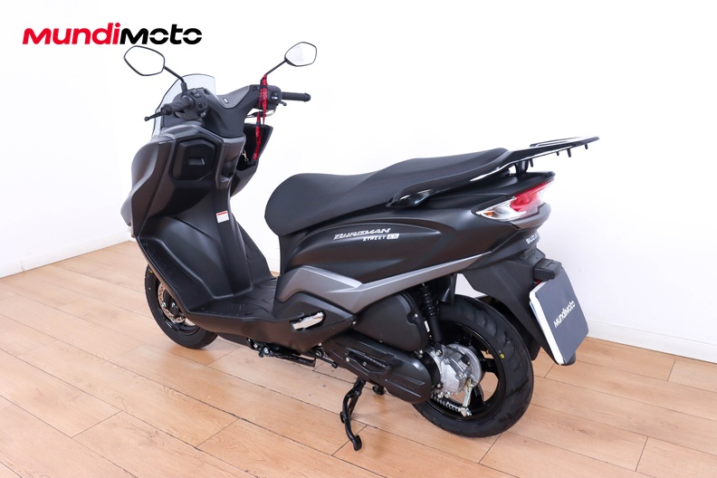 Motorbike image 6