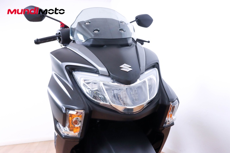 Motorbike image 4