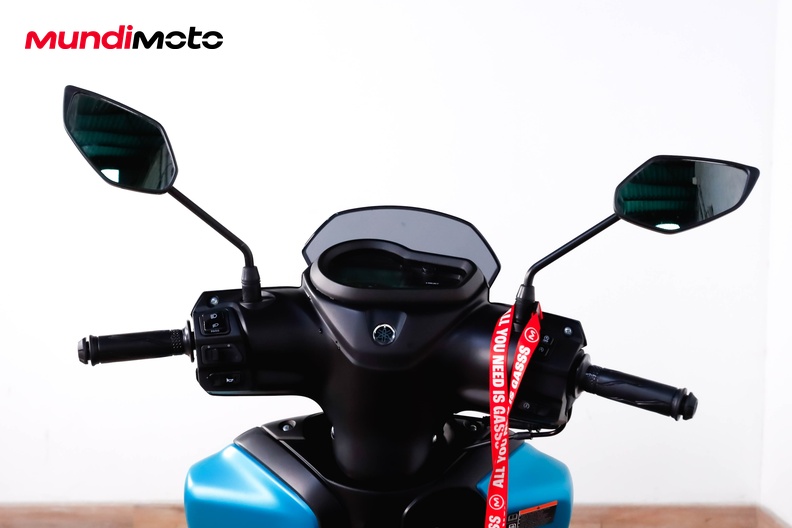 Motorbike image 10