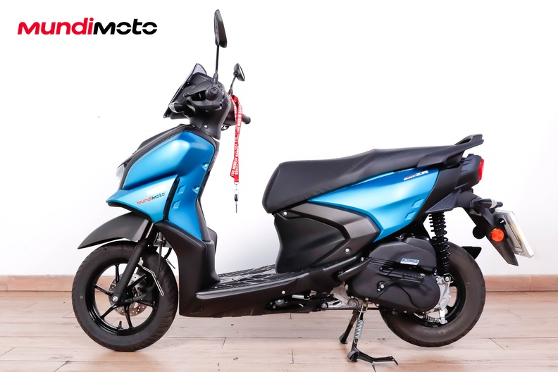 Motorbike image 5